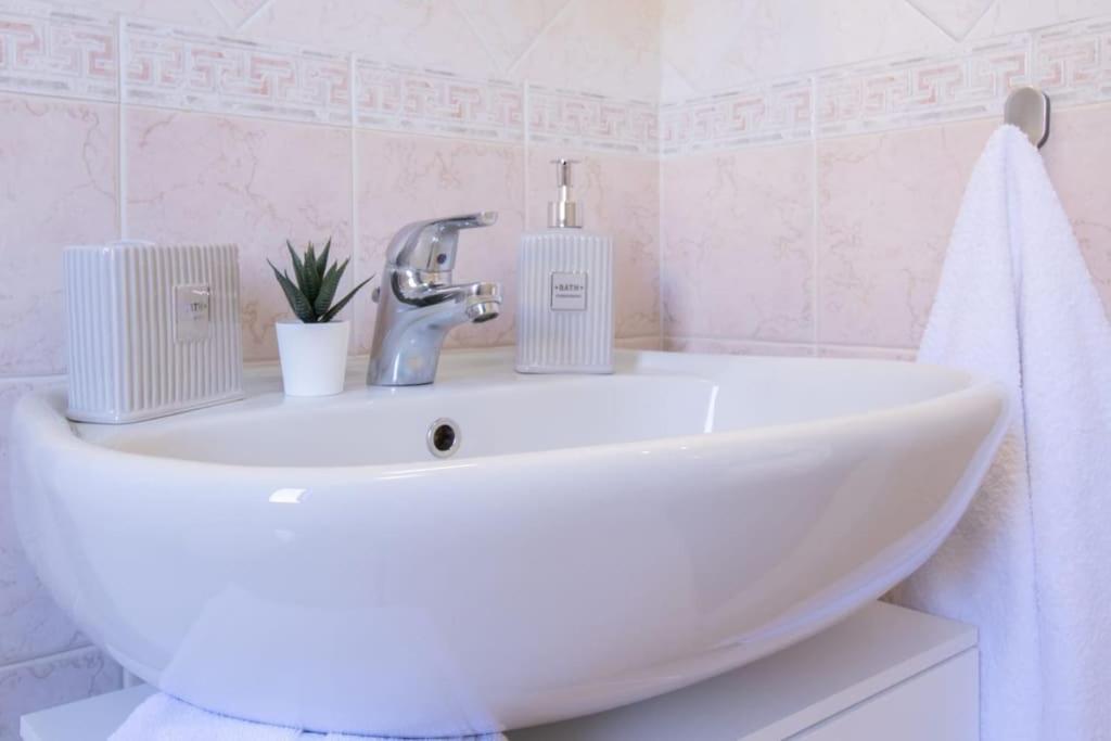Apartment Fronte Mura Free Parkingwi-fiac